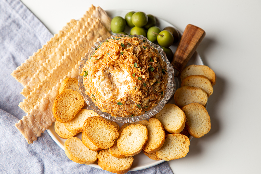 French Onion Cheese Ball