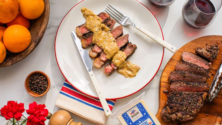 Emmi_Beauty_NY-Strip-Steak-with-Gruyere-Au-Poivre-Sauce-9