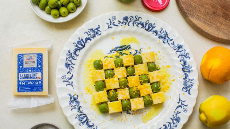 Emmi_Beauty_Gruyere-Olive-Checkerboard-12