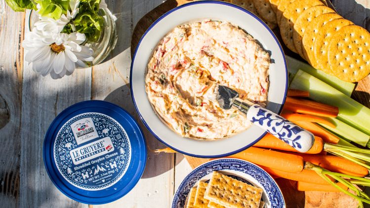 Pimento Shredded Le Gruyère AOP Cheese Dip