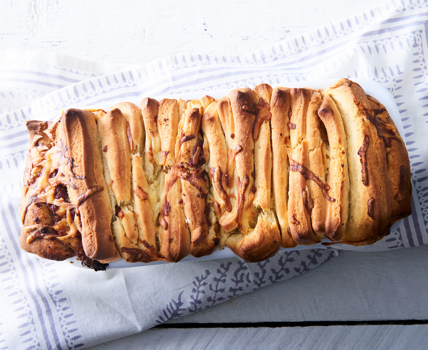 Herby Bacon Pull Apart Cheese Bread - Emmi USA