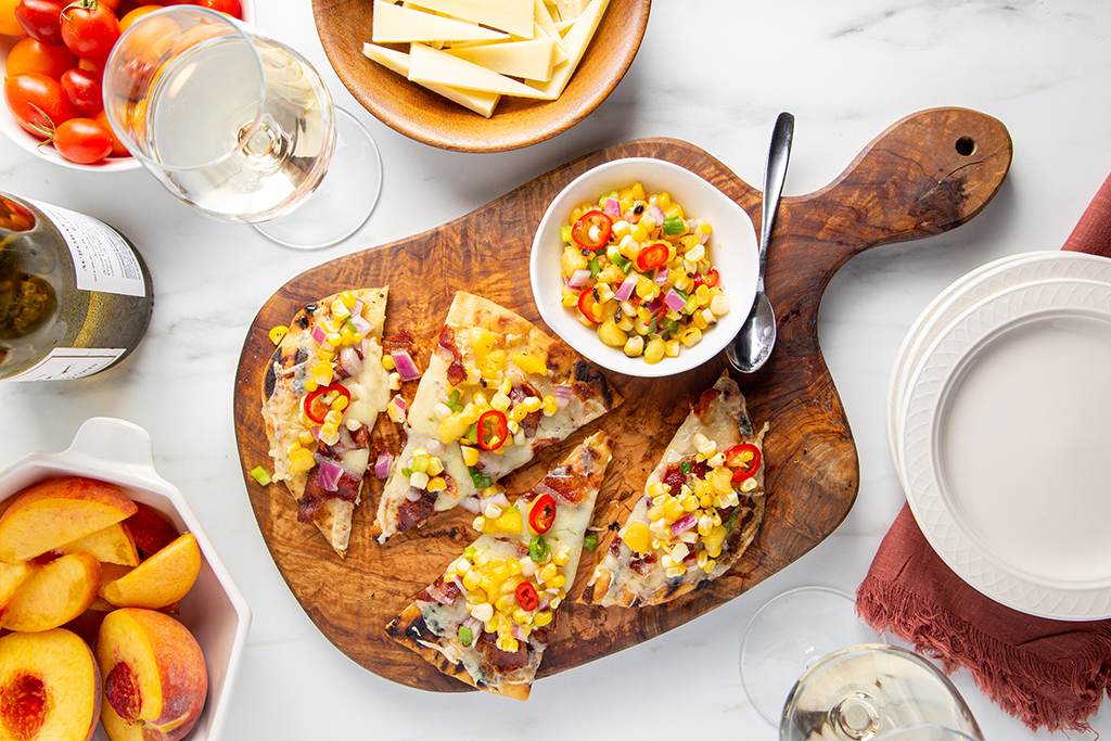 Bacon and Gruyère Grilled Flatbread Pizza - Emmi USA