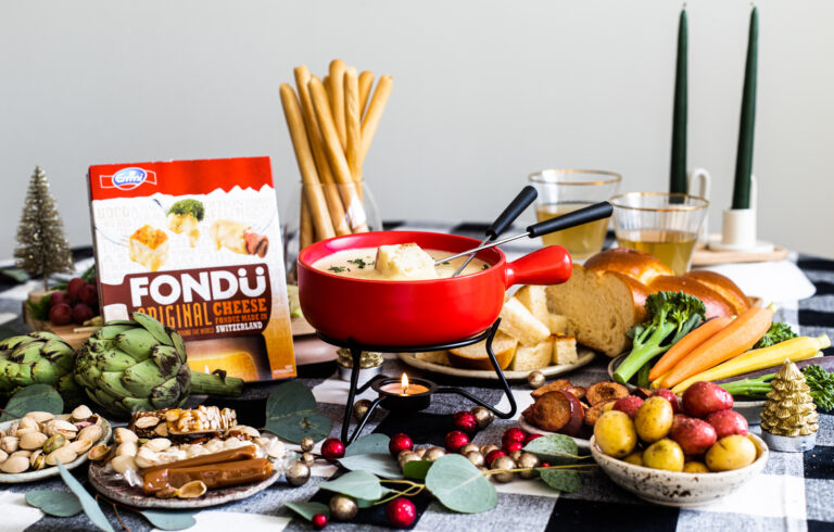 How to Create a Holiday Fondue Party